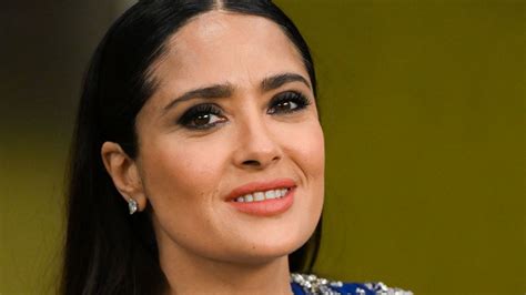 Salma Hayek verrät Geheimnis ihres Busens